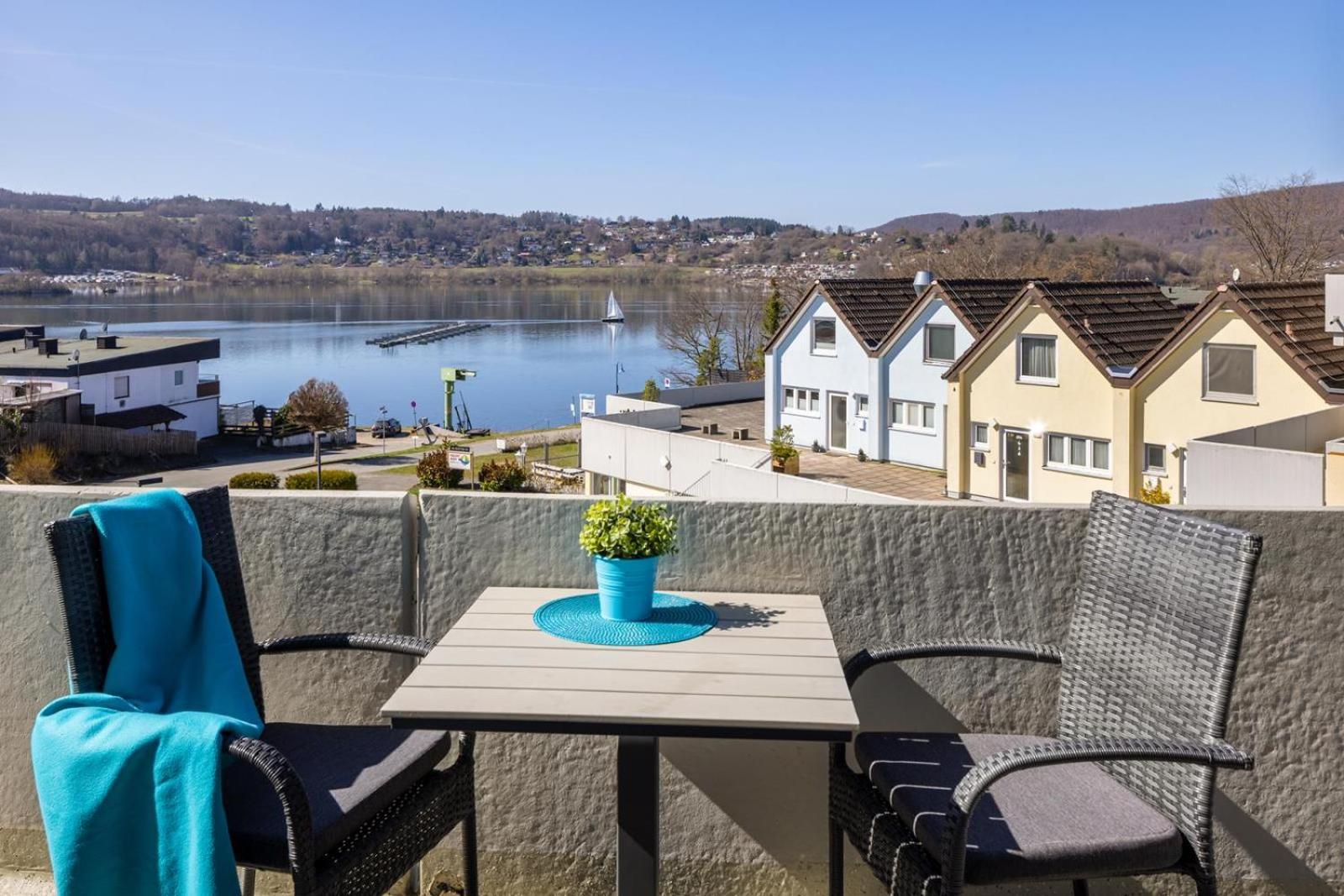Seeblick Geniessen In Schoener Fewo Am Edersee Scheid  エクステリア 写真